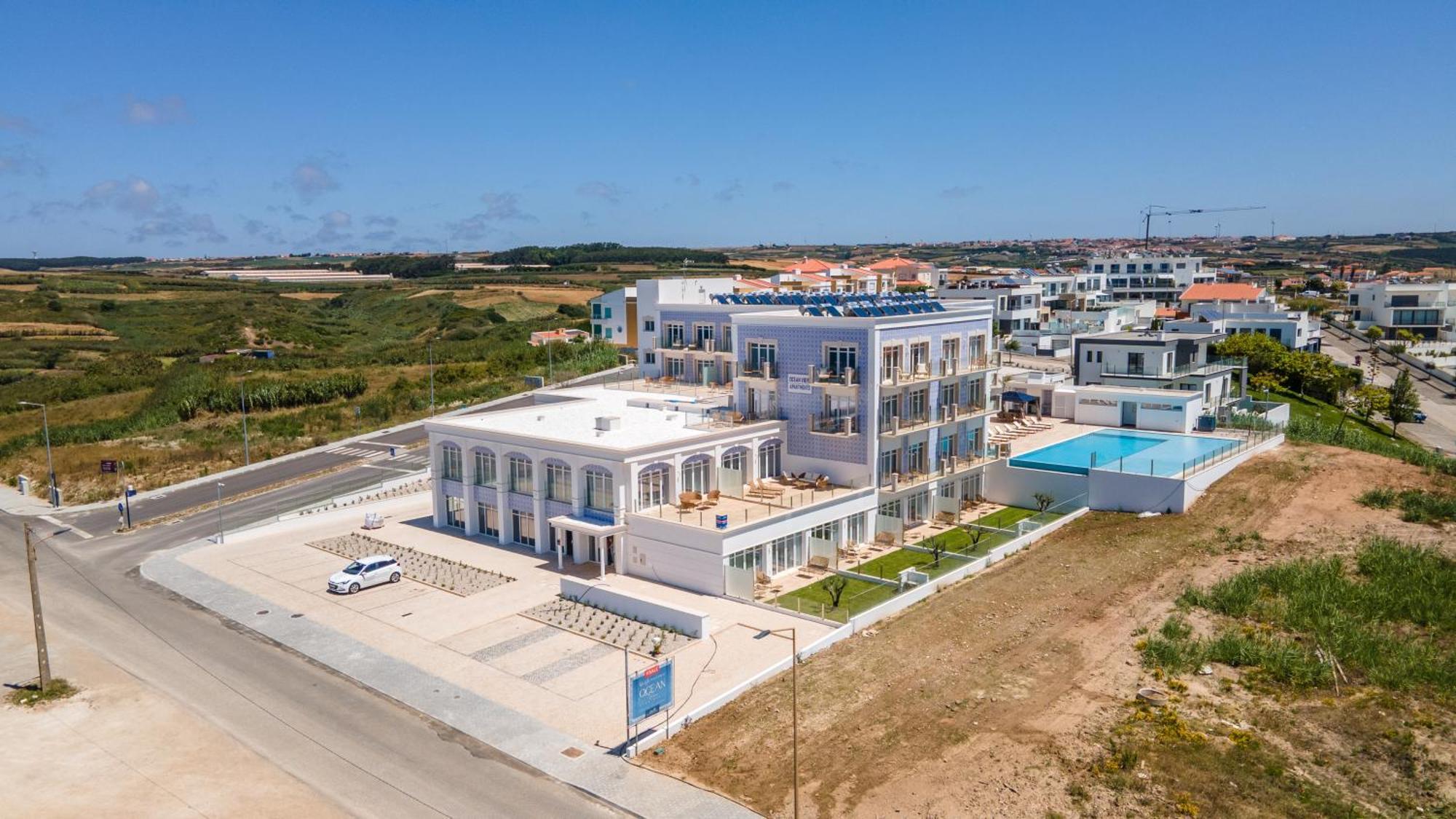Ocean View Apartments Lourinhã Buitenkant foto