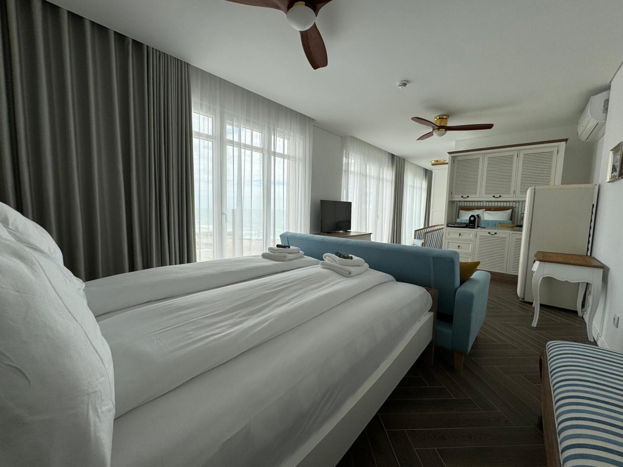 Ocean View Apartments Lourinhã Buitenkant foto
