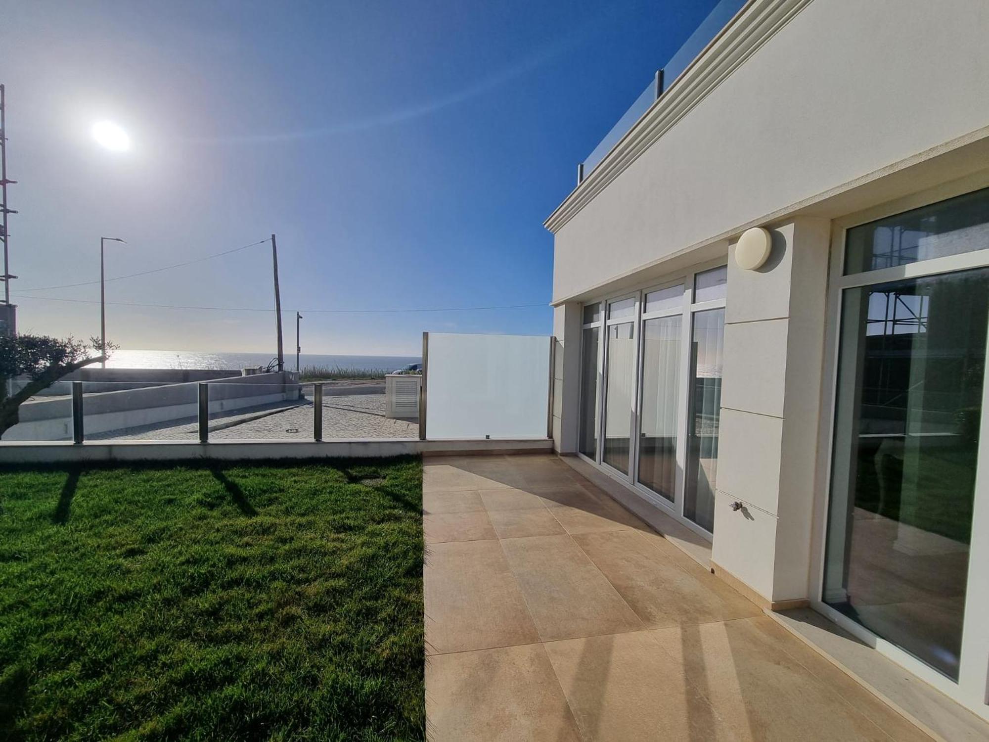 Ocean View Apartments Lourinhã Buitenkant foto