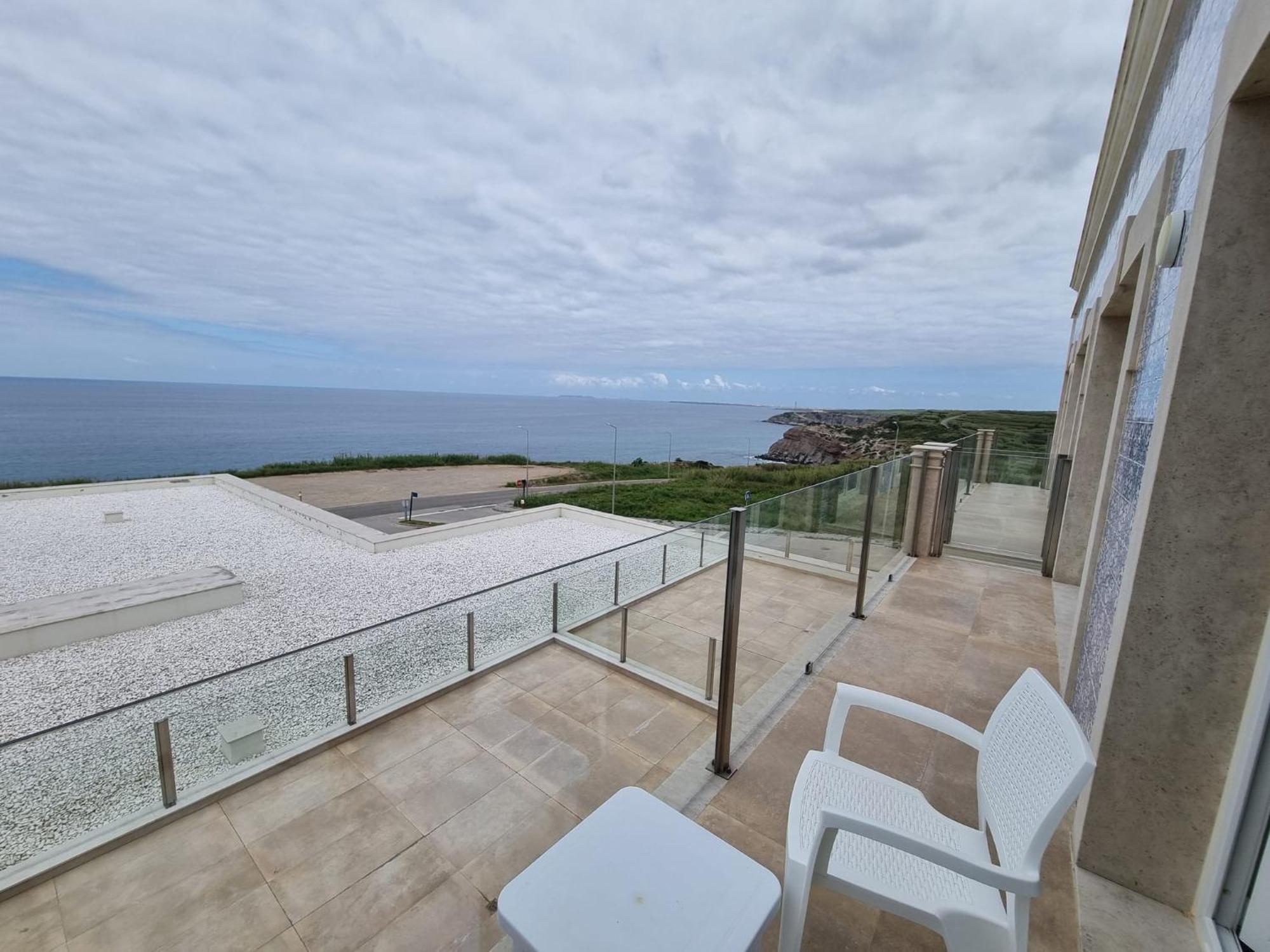 Ocean View Apartments Lourinhã Buitenkant foto